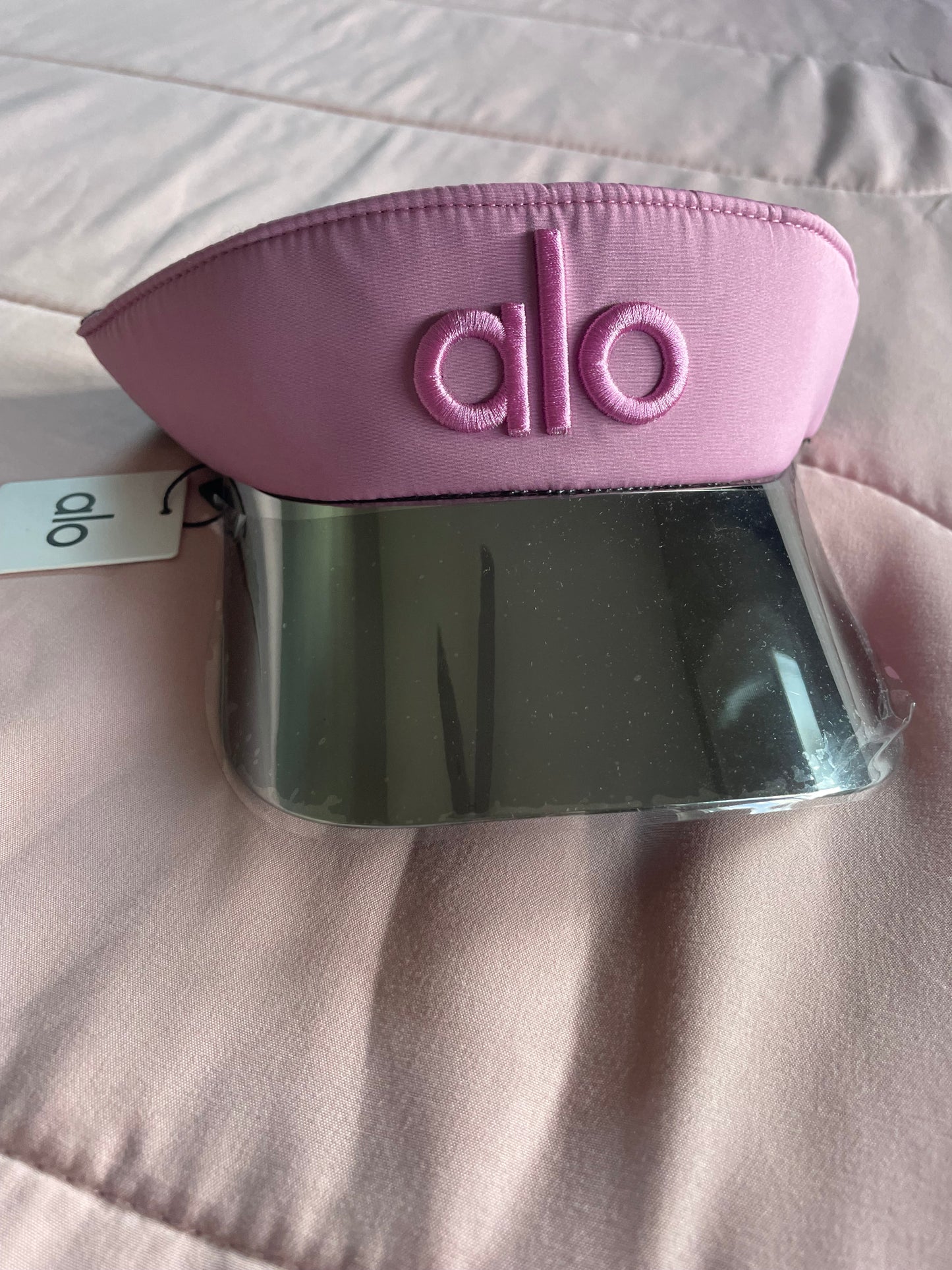 Alo salmon visor
